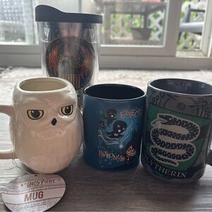 Lot of 4 Harry Potter Mugs